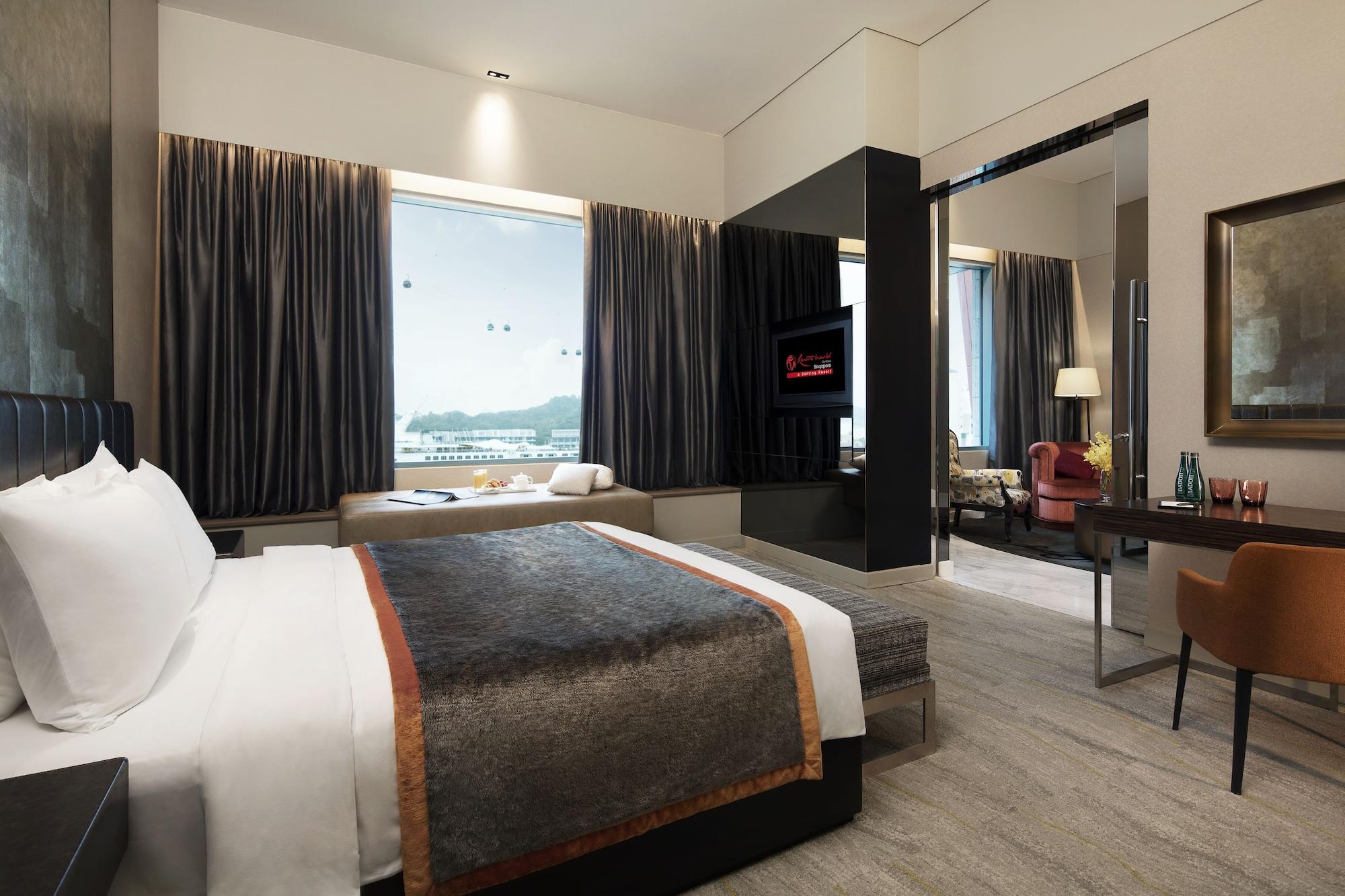 Resorts World Sentosa - Hotel Szingapúr Kültér fotó Deluxe Room