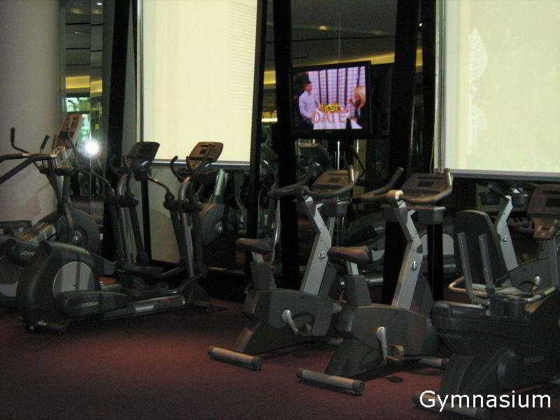 Resorts World Sentosa - Hotel Szingapúr Kültér fotó The gym