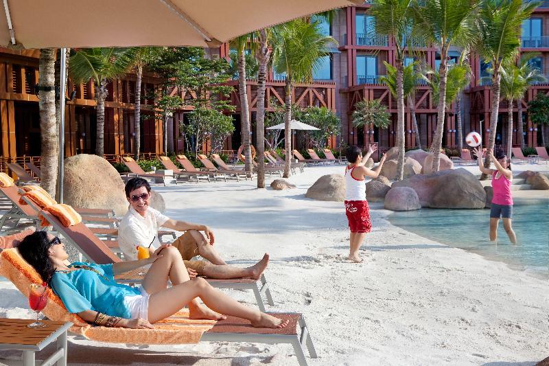 Resorts World Sentosa - Hotel Szingapúr Kültér fotó The beach at the Atlantis Paradise Island